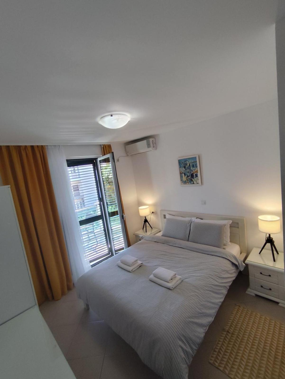 Lucky Studios Herceg Novi Buitenkant foto