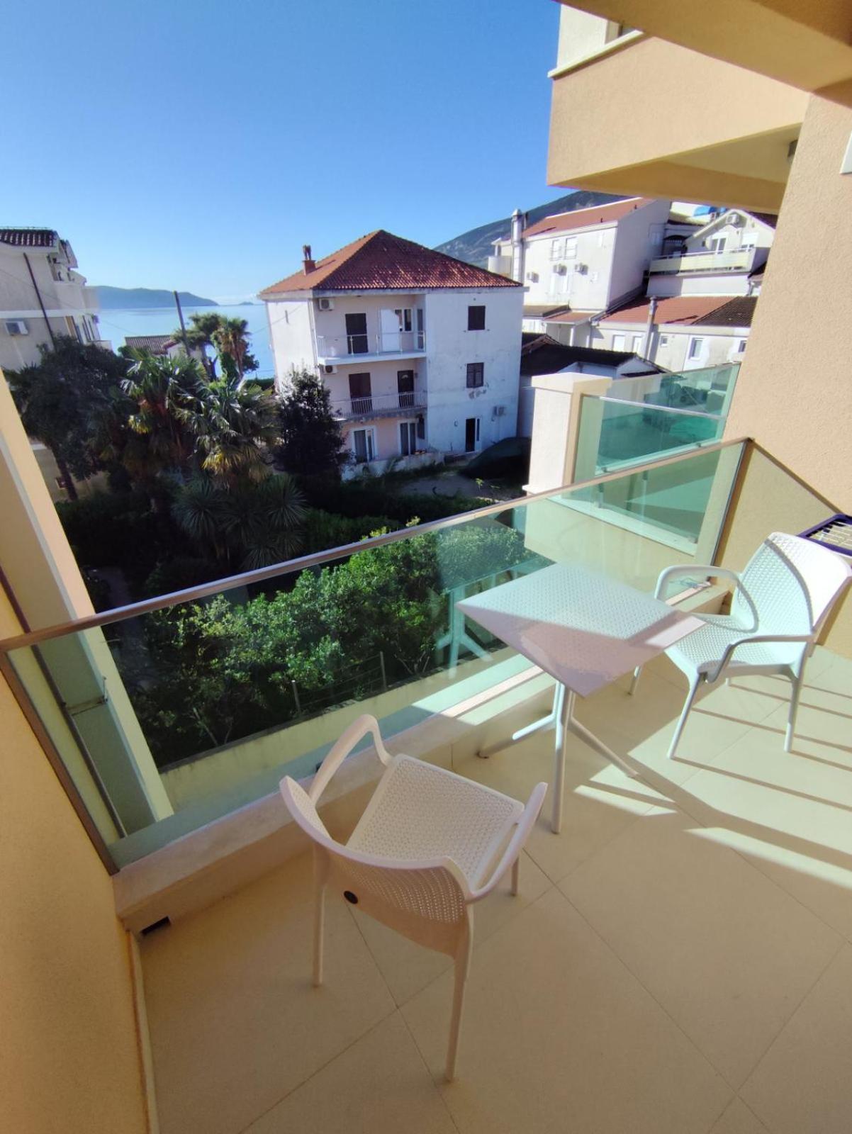 Lucky Studios Herceg Novi Buitenkant foto